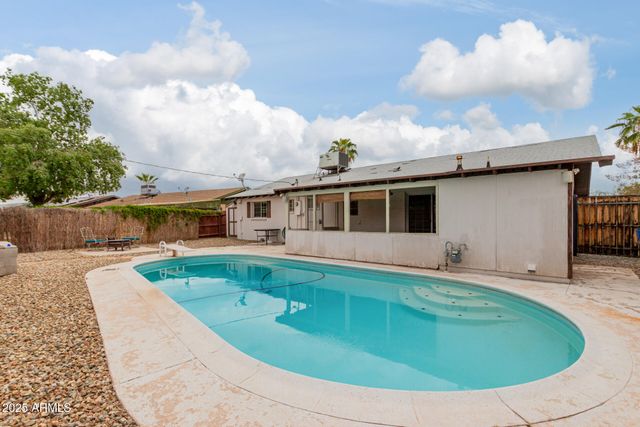 919 W PARKWAY Boulevard, Tempe, AZ 85281