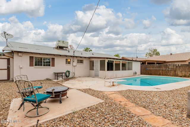 919 W PARKWAY Boulevard, Tempe, AZ 85281