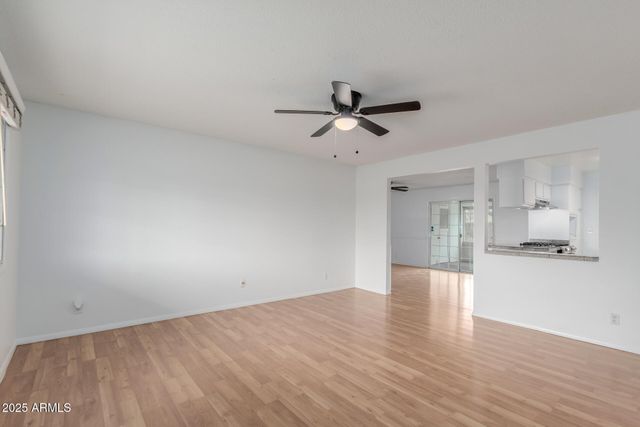 919 W PARKWAY Boulevard, Tempe, AZ 85281