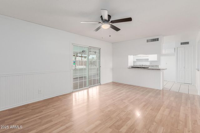 919 W PARKWAY Boulevard, Tempe, AZ 85281