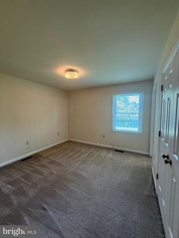 7110 SHARON RD, Fredericksburg, VA 22407