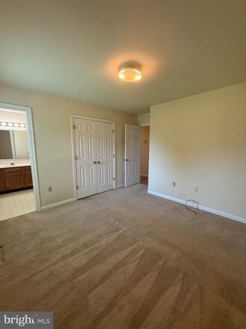 7110 SHARON RD, Fredericksburg, VA 22407