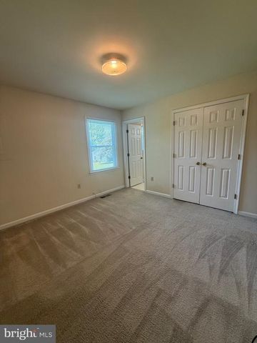 7110 SHARON RD, Fredericksburg, VA 22407