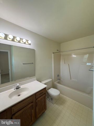 7110 SHARON RD, Fredericksburg, VA 22407