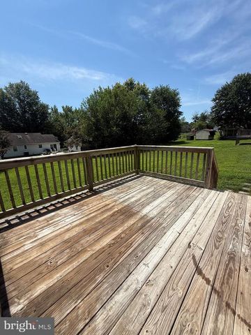 7110 SHARON RD, Fredericksburg, VA 22407