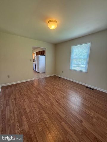 7110 SHARON RD, Fredericksburg, VA 22407