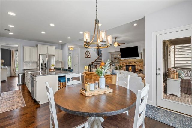 6755 Trail Side Drive, Flowery Branch, GA 30542