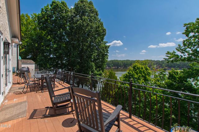200 Edinburgh Drive A, Cary, NC 27511