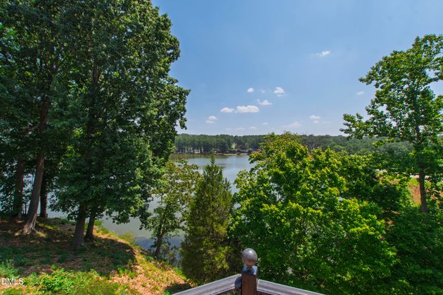 200 Edinburgh Drive A, Cary, NC 27511