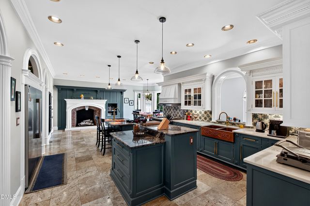 200 Edinburgh Drive A, Cary, NC 27511