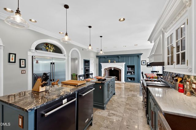 200 Edinburgh Drive A, Cary, NC 27511