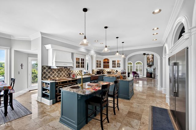 200 Edinburgh Drive A, Cary, NC 27511