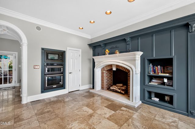 200 Edinburgh Drive A, Cary, NC 27511
