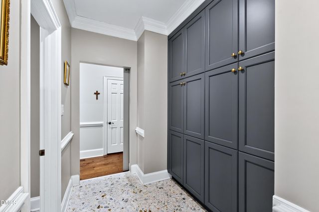 200 Edinburgh Drive A, Cary, NC 27511