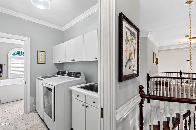 200 Edinburgh Drive A, Cary, NC 27511