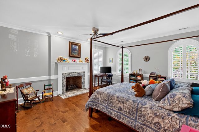 200 Edinburgh Drive A, Cary, NC 27511