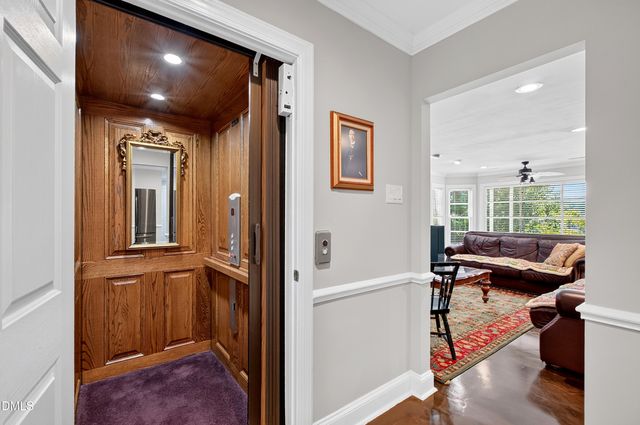 200 Edinburgh Drive A, Cary, NC 27511