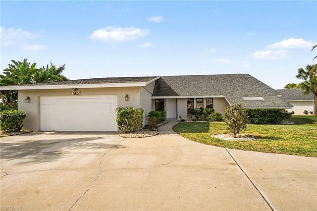1922 SE 26th TER, Cape Coral, FL 33904