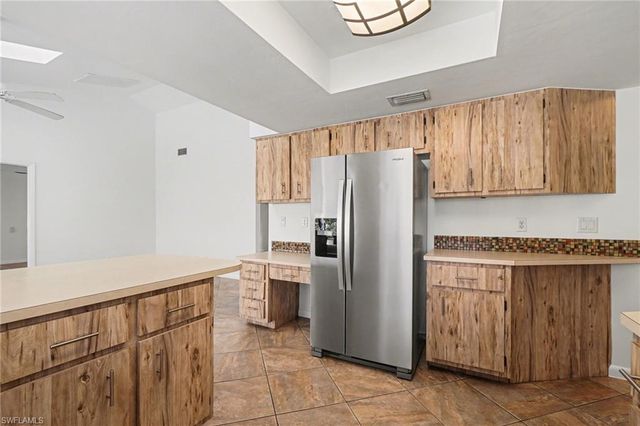 1922 SE 26th TER, Cape Coral, FL 33904