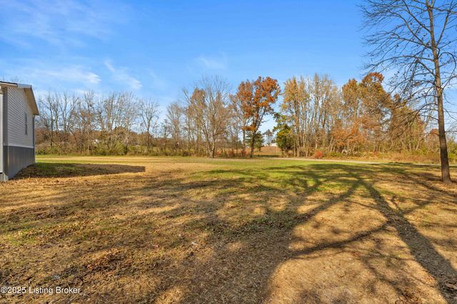 370 Timberline Dr, Vine Grove, KY 40175