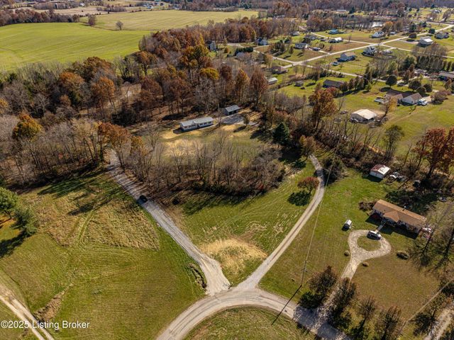 370 Timberline Dr, Vine Grove, KY 40175