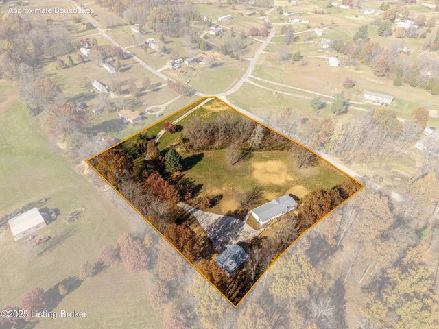 370 Timberline Dr, Vine Grove, KY 40175