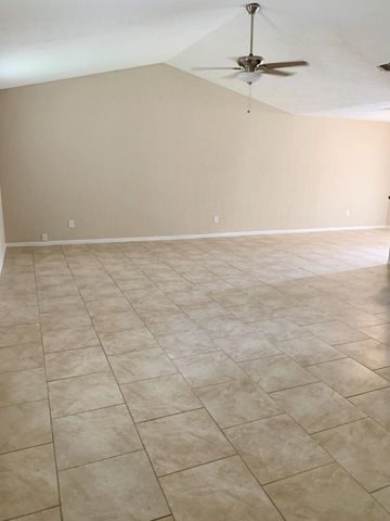 2334 Marble Falls Drive, Spring, TX 77373