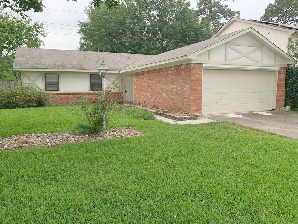 2334 Marble Falls Drive, Spring, TX 77373