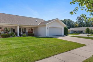 544 Simon DRIVE, Hartford, WI 53027