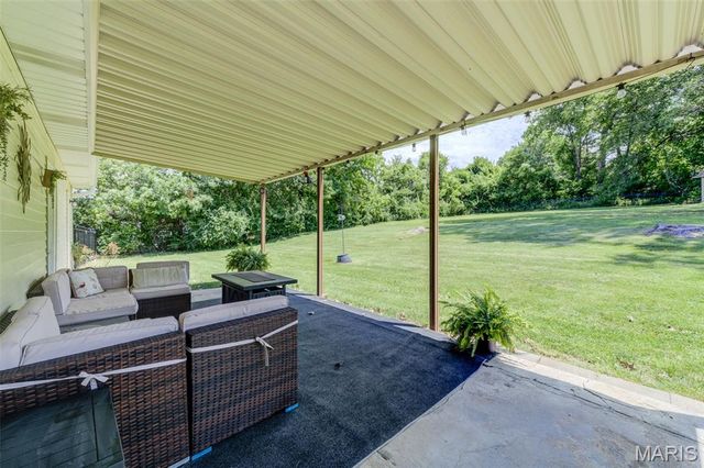 2235 Saint Peters Howell Road, St Peters, MO 63376