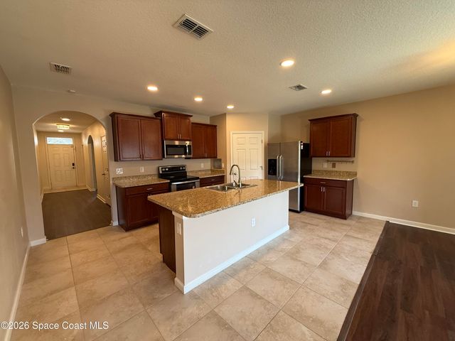 1070 Swiss Pointe Lane SW, Rockledge, FL 32955