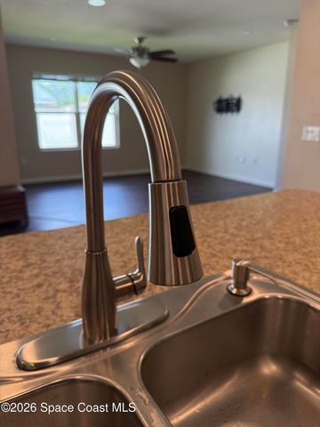 1070 Swiss Pointe Lane SW, Rockledge, FL 32955