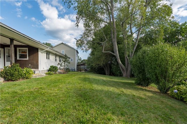 23 Penrose Street, North Providence, RI 02911