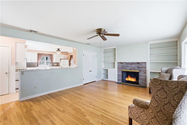 23 Penrose Street, North Providence, RI 02911