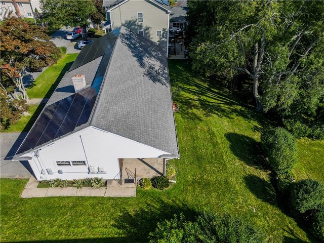 23 Penrose Street, North Providence, RI 02911