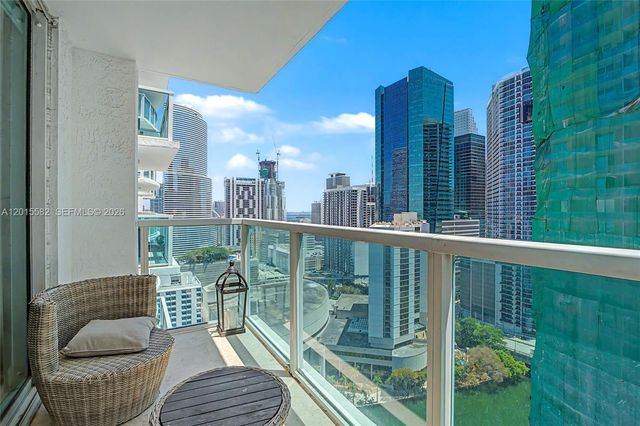 31 SE 5th St 3010, Miami, FL 33131