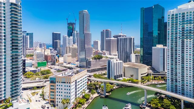 31 SE 5th St 3010, Miami, FL 33131