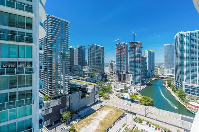 31 SE 5th St 3010, Miami, FL 33131