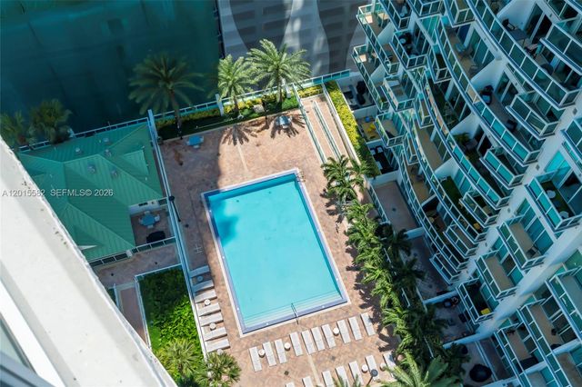 31 SE 5th St 3010, Miami, FL 33131