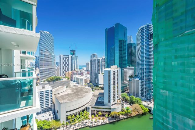 31 SE 5th St 3010, Miami, FL 33131