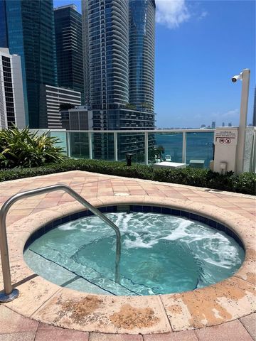 31 SE 5th St 3010, Miami, FL 33131
