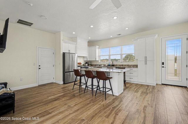 5570 Sanctuary Avenue, Grant, FL 32949