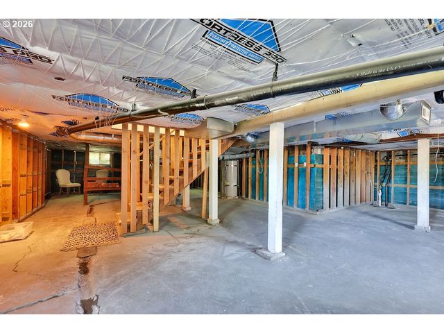 2260 E 15TH Ave, Eugene, OR 97403