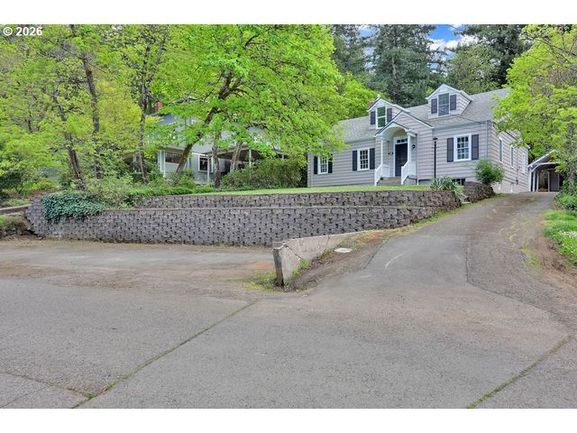 2260 E 15TH Ave, Eugene, OR 97403