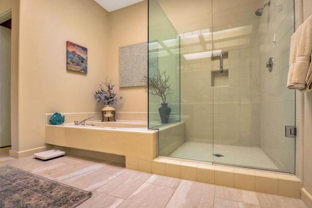 125 Rain Bird Circle, Palm Desert, CA 92211