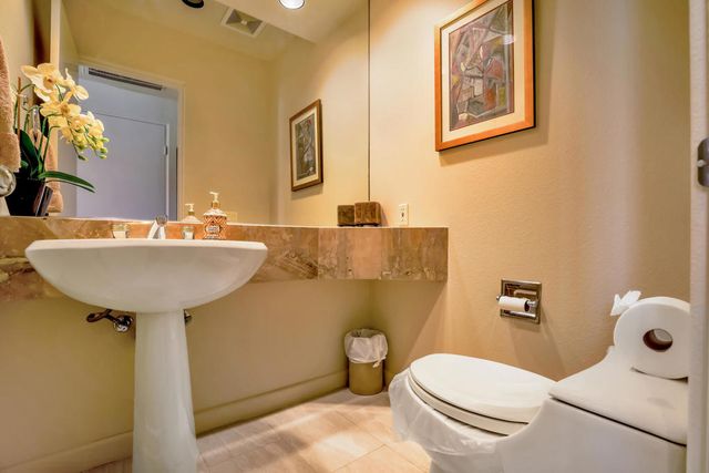 125 Rain Bird Circle, Palm Desert, CA 92211