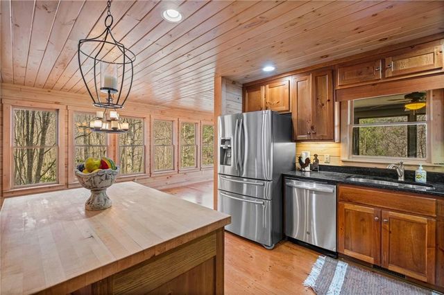 85 Post Oak Lane, Big Canoe, GA 30143