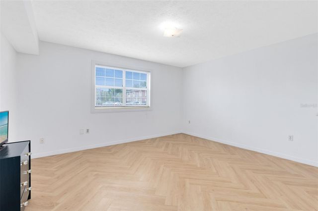 4270 LAKE UNDERHILL ROAD 1, Orlando, FL 32803