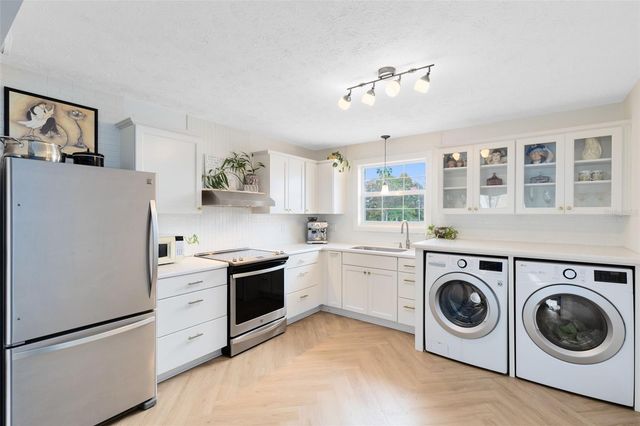 4270 LAKE UNDERHILL ROAD 1, Orlando, FL 32803