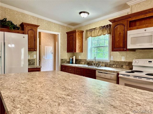 27001 Richbarn Road, Brooksville, FL 34601